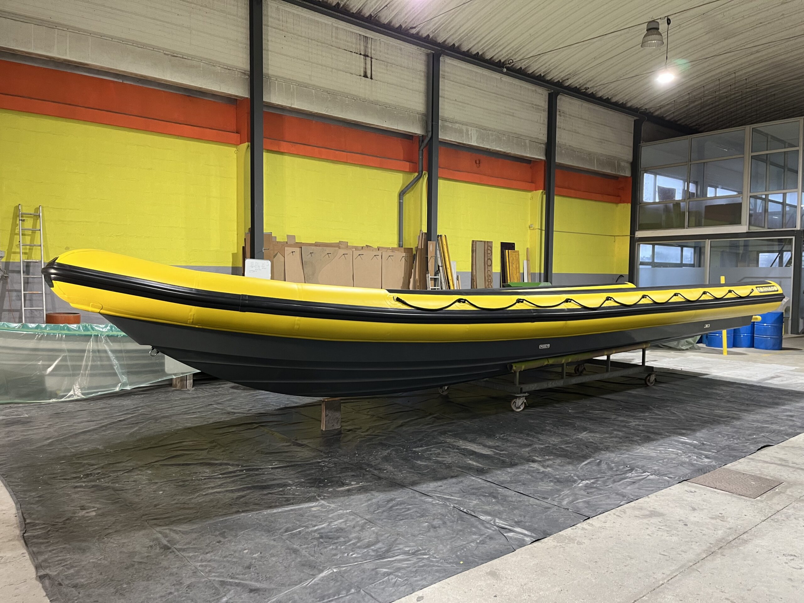 Tornado 11m RIB